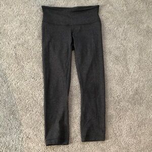 Size 4 Lululemon 23” pants
